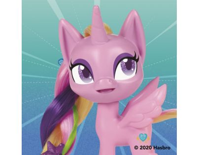Hasbro My Little Pony Barevná hříva Princess Cadance
