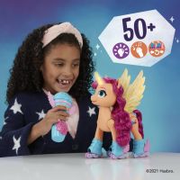 Hasbro My Little Pony Figurka Sunny zpívá a bruslí 2