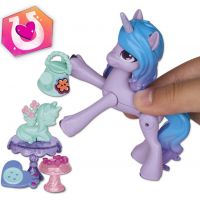 Hasbro My Little Pony Izzy Moonbow Čajová párty hrací set 4