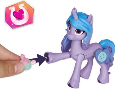 Hasbro My Little Pony Izzy Moonbow Čajová párty hrací set