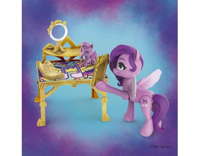 Hasbro My Little Pony Královská komnata Proměna