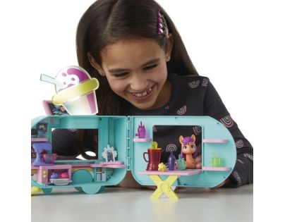 Hasbro My Little Pony Sunny Starscout Smoothie truck