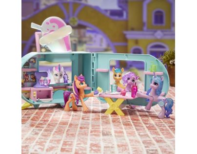 Hasbro My Little Pony Sunny Starscout Smoothie truck