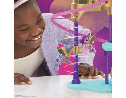 Hasbro My Little Pony závod na zámku