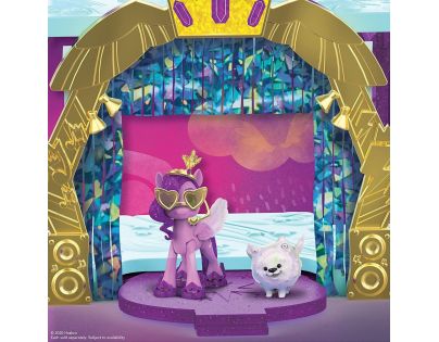 Hasbro My Little Pony závod na zámku