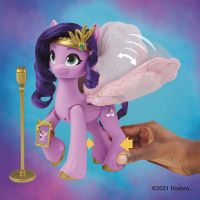 Hasbro My Little Pony zpívající Pipp 4