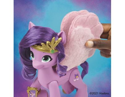 Hasbro My Little Pony zpívající Pipp