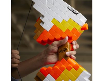 Hasbro Nerf Minecraft Sabrewing