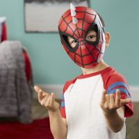 Hasbro SpiderMan základní maska červená 4
