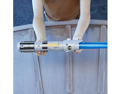 Hasbro Star Wars světelný meč Lightsabre Forge Luke Skywalkera