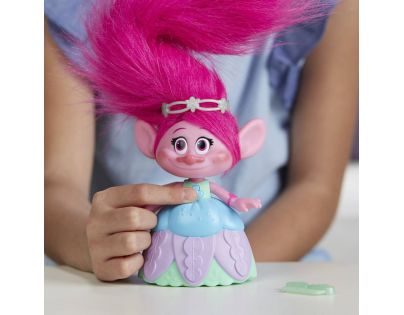 Hasbro Trollové Poppy s extra dlouhými svítícími vlasy