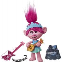 Hasbro Trolls zpívající figurka Poppy s rockovým příslušentvím Hasbro Trolls zpívající figurka Poppy s rockovým příslušentvím
