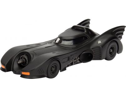 Hot Wheels Batman Prémiové auto 1:50 Batmobile