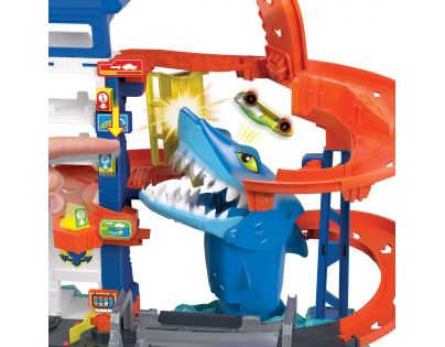 Hot Wheels City žraločí úder