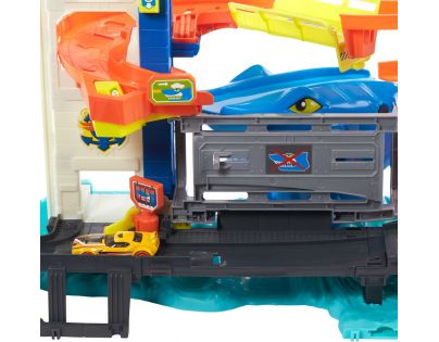 Hot Wheels City žraločí úder