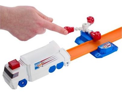 Hot Wheels Dráha pro kaskadérskou jízdu Daredevil derby