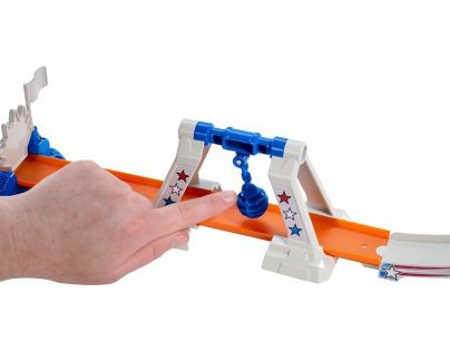 Hot Wheels Dráha pro kaskadérskou jízdu Daredevil derby