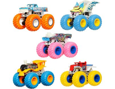 Hot Wheels Monster Trucks ve tmě svítící