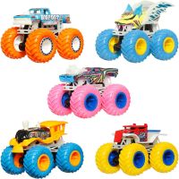 Hot Wheels Monster Trucks ve tmě svítící 2