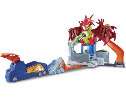 Hot Wheels souboj s drakem