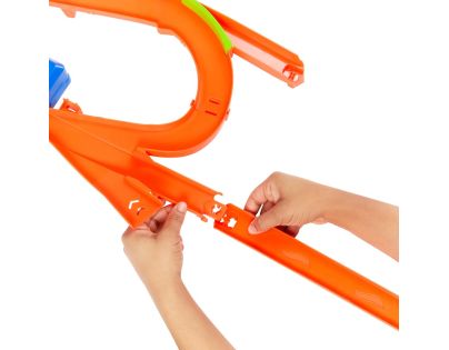 Hot Wheels Stunt tracks srážka ve vzduchu dráha - Poškozený obal