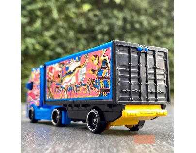 Hot Wheels tahač Mercedes Benz Actros