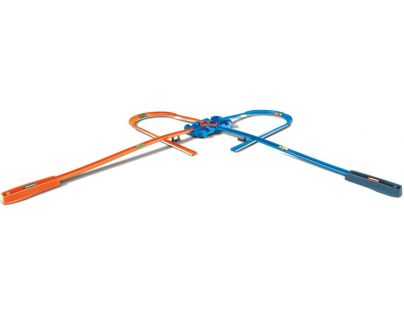 Mattel Hot Wheels Track builder box plný triků