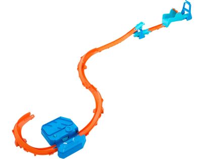 Hot Wheels Track Creator nabušená sada s boosterem - Poškozený obal