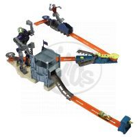 Hot Wheels T2293 Válka robotů Trick Track set 2