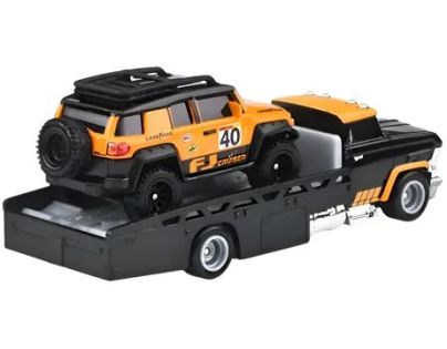 Hot Wheels týmový náklaďák Toyota FJ Cruiser