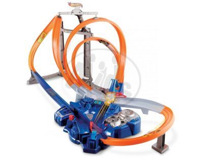 Mattel X9286 - Hot Wheels Trojitá dráha