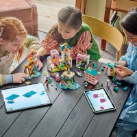 LEGO® Disney 43267 Hrad princezen a královští domácí mazlíčci 4