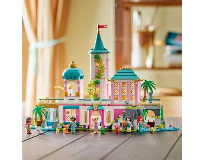 LEGO® Disney 43267 Hrad princezen a královští domácí mazlíčci