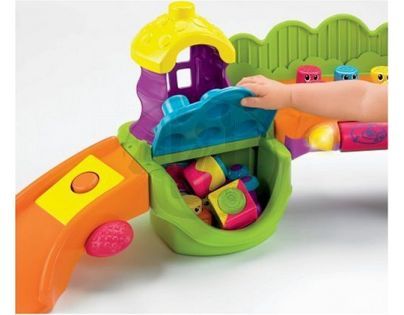 Fisher Price P6235 - Hudební městečko Sillytown