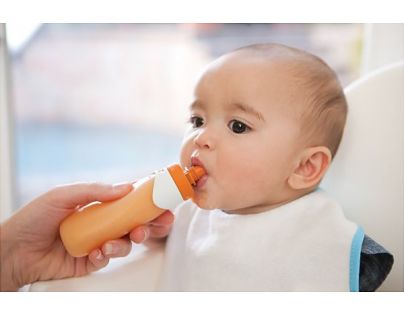 Infantino Lahvička Squeeze