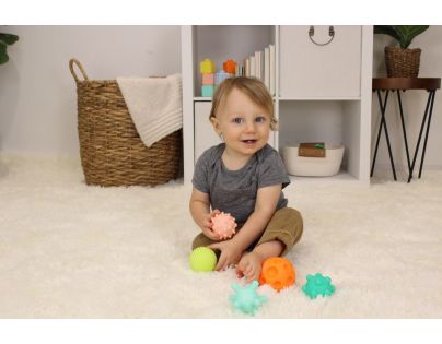 Infantino Míčky s texturami Super Soft 6 ks