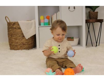 Infantino Míčky s texturami Super Soft 6 ks