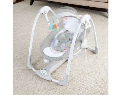 Ingenuity Houpačka vibrující s melodií Wimberly™ 2 v 1 do 9 kg