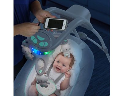 Ingenuity Houpačka velká s kolotočem a adaptérem Twinkle Teddy Bear 2v1