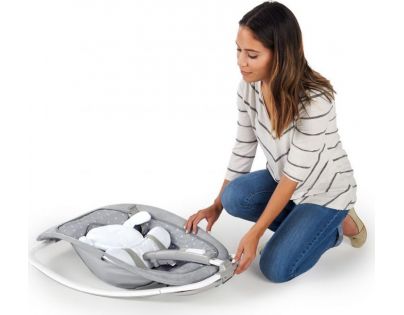 Ingenuity Houpátko vibrující s melodií Cuddle Lamb do 18 kg