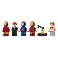 LEGO® Marvel 76315 Iron Man a jeho laboratoř: Síň brnění 5