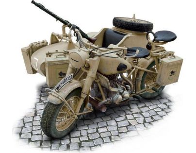 Italeri Model Kit military German Military Motorcycle with Sidecar 1:9