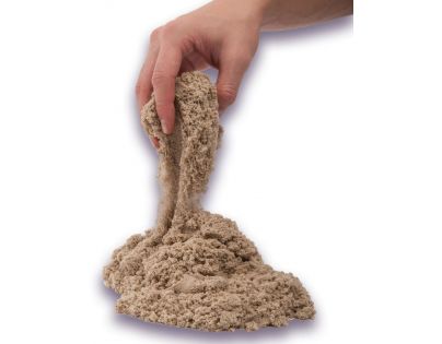 Kinetic Sand hnědý písek 0,9 kg