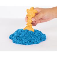 Kinetic Sand krabice tekutého písku s podložkou modrá 5