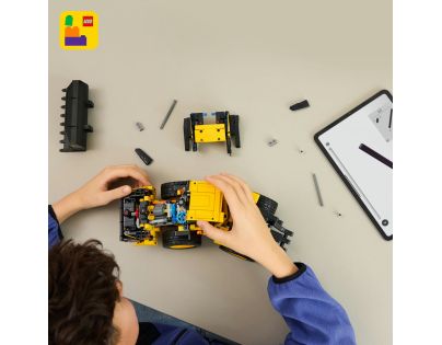LEGO® Technic 42209 Kolový nakladač Volvo L120 Electric