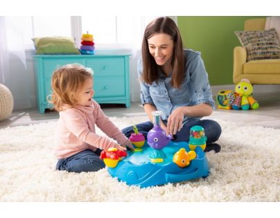 Lamaze Airtivity 3 v 1 Interaktivní stolek
