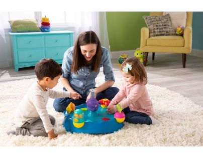 Lamaze Airtivity 3 v 1 Interaktivní stolek