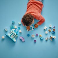 LEGO® DUPLO® Disney 10455 Ledové království: Anna a Elsa a oslava na hradě 4