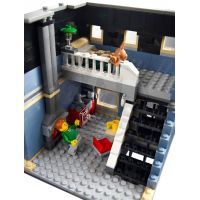 LEGO 10218 Zverimex 5