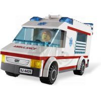 LEGO CITY 4431 Sanitka 3